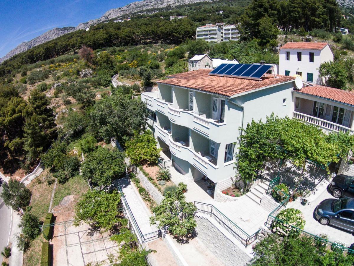 Guesthouse Dominovic เบรลา ภายนอก รูปภาพ
