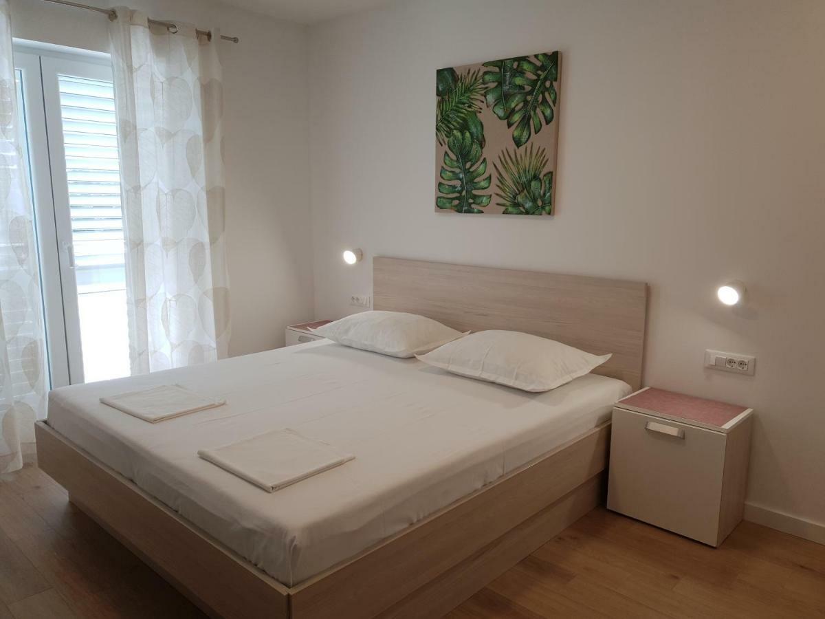 Guesthouse Dominovic เบรลา ภายนอก รูปภาพ