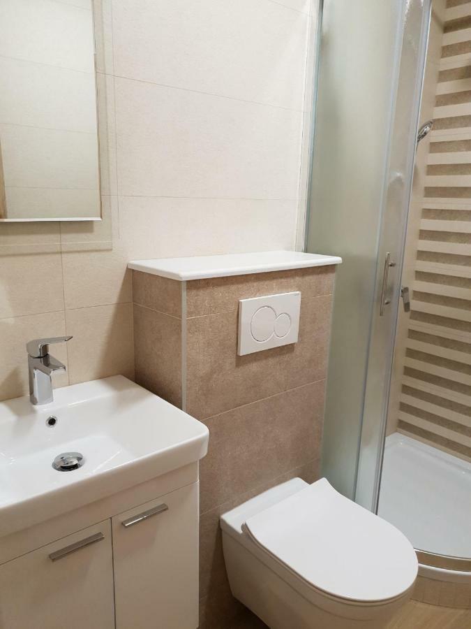 Guesthouse Dominovic เบรลา ภายนอก รูปภาพ